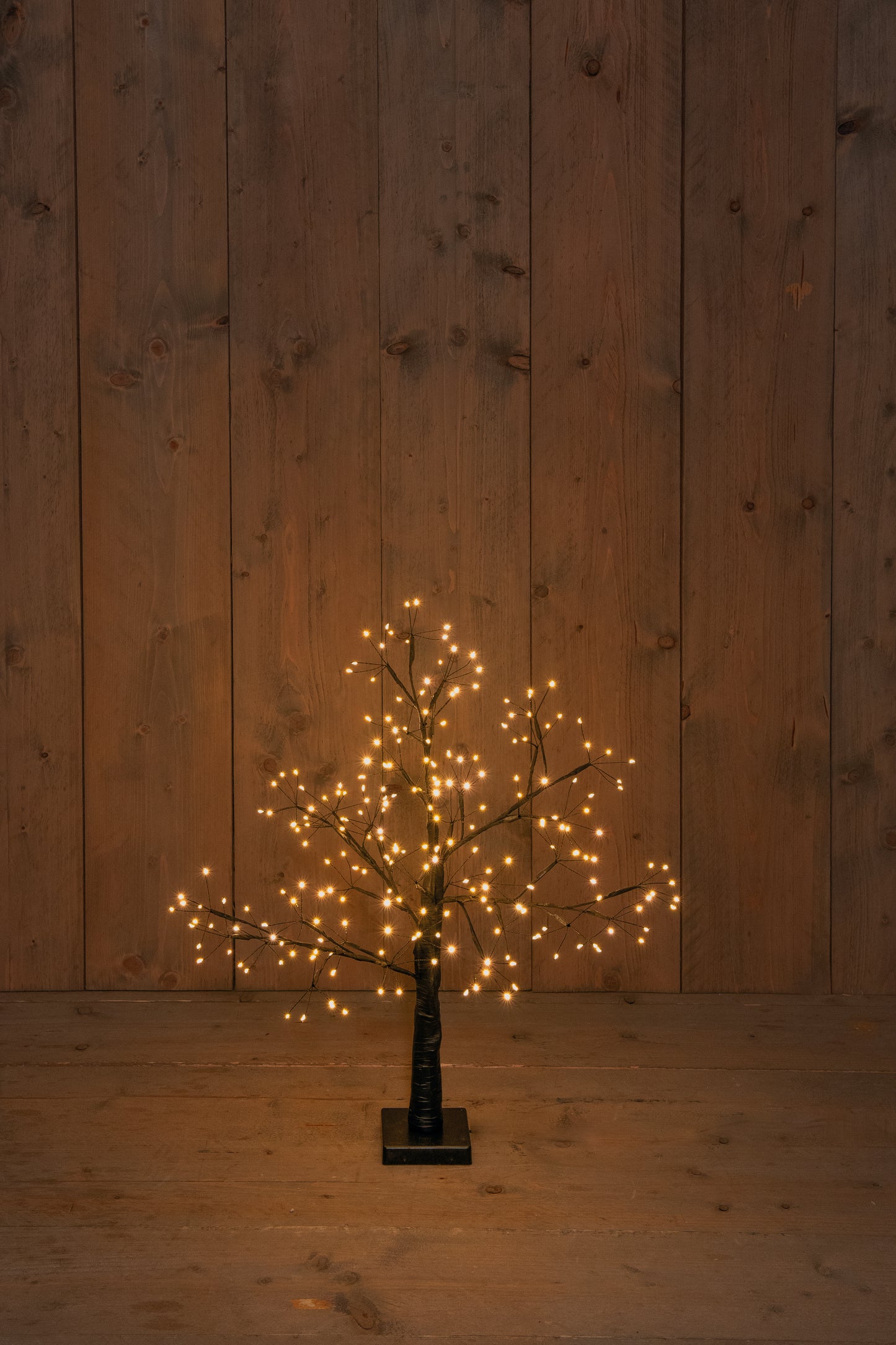 60 cm schwarzer Eiche mit 230 LED