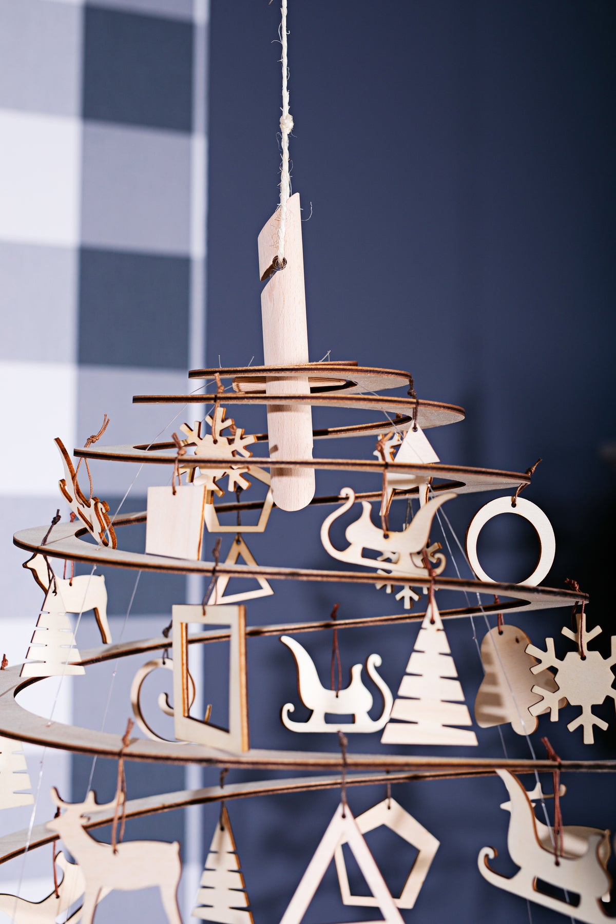 Wood decoration medium - Santa's Light Shop