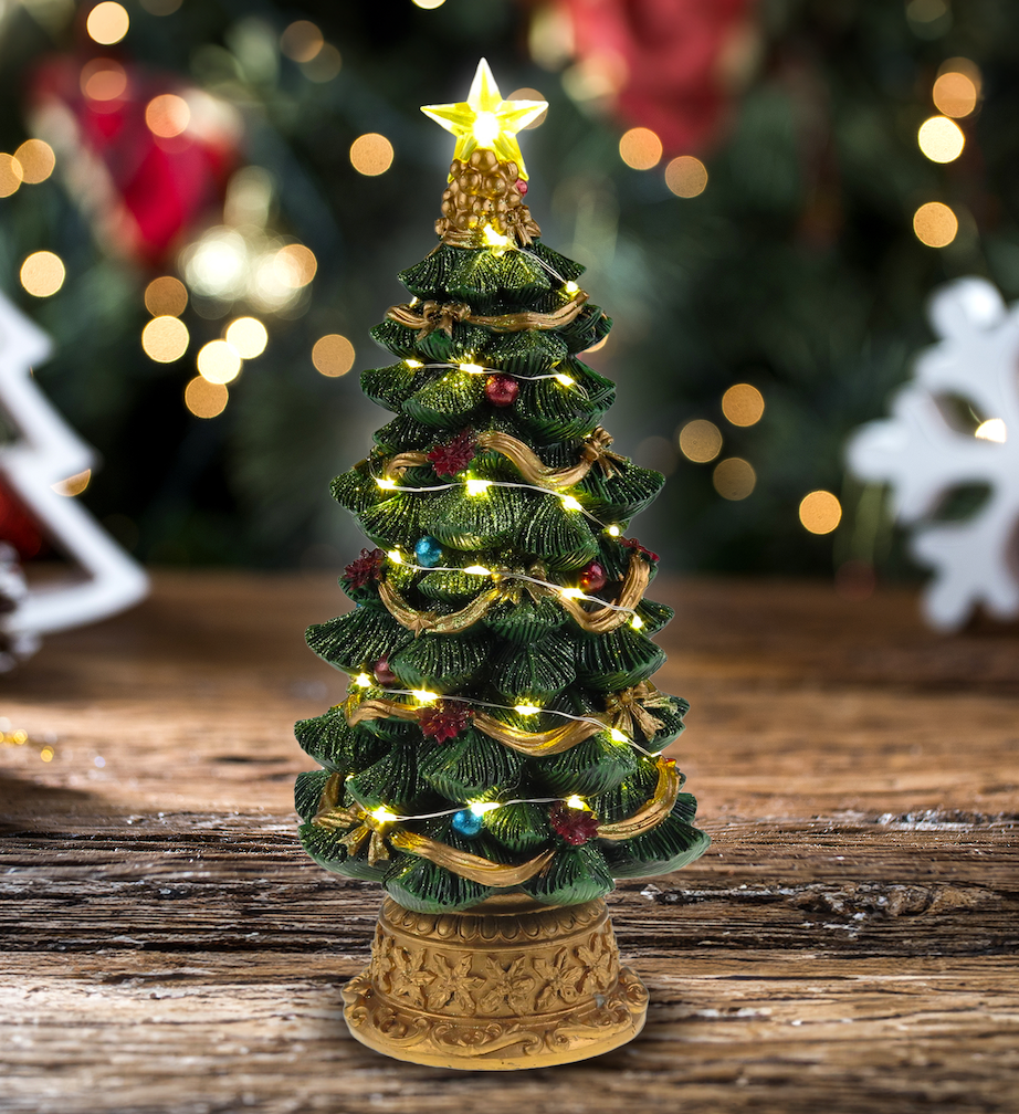 LED-beleuchteter Weihnachtsbaum – Weihnachtsdorf-Szene