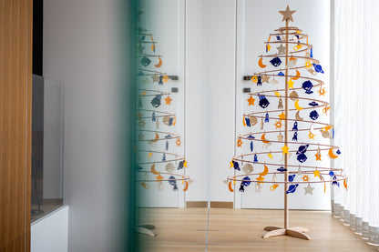 Spira wooden Christmas tree